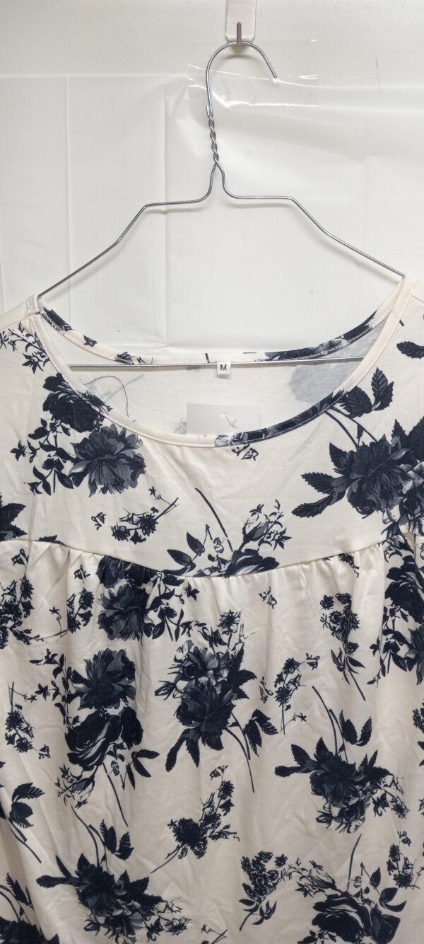 Sleeveless blouse - Image 3